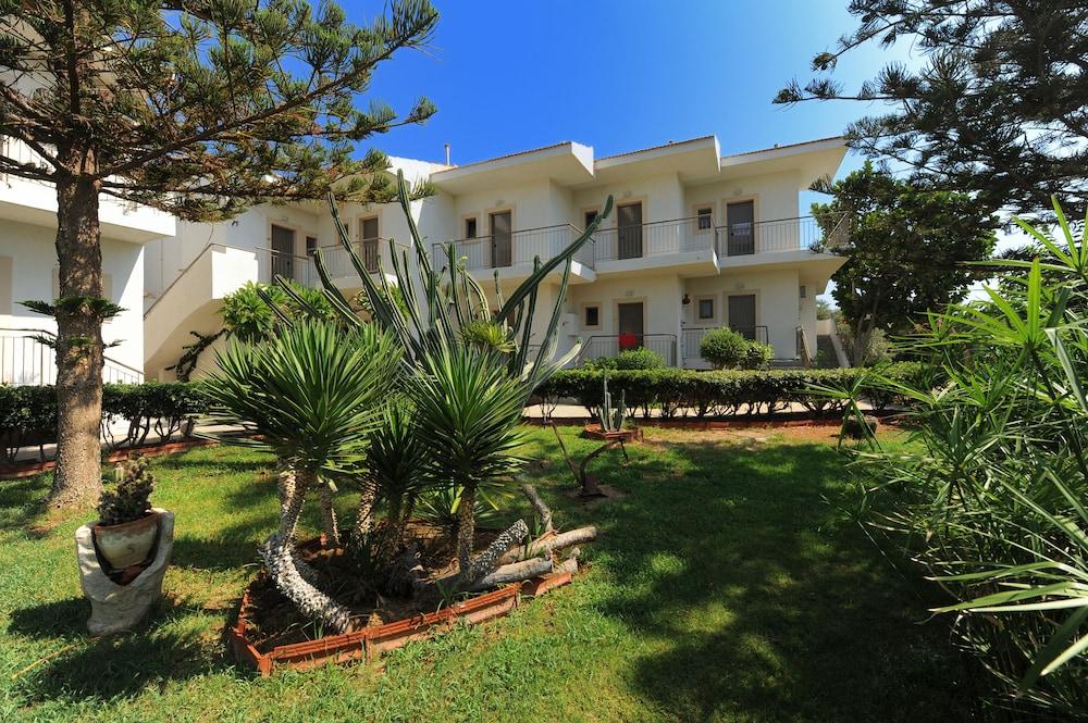 Oasis Beach Hotel - Adults Only Anissaras Exterior foto